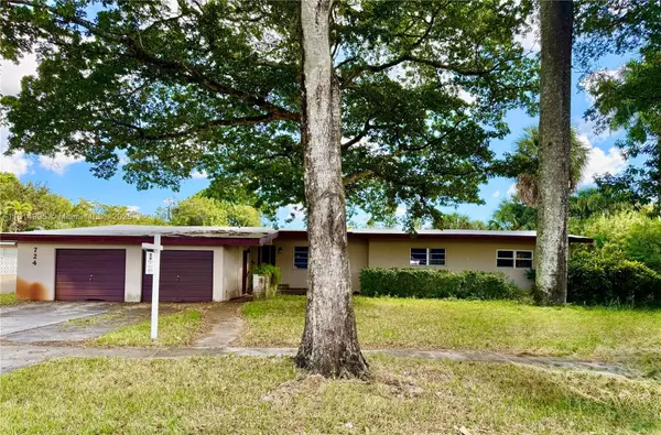 724 Garden Ct, Plantation, FL 33317