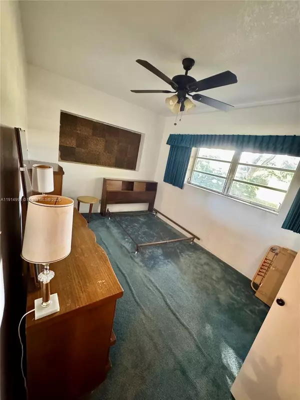 Plantation, FL 33317,724 Garden Ct