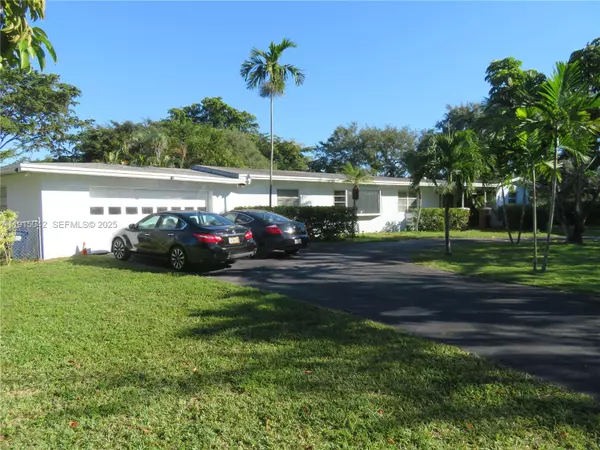 Pinecrest, FL 33156,7955 SW 131st St