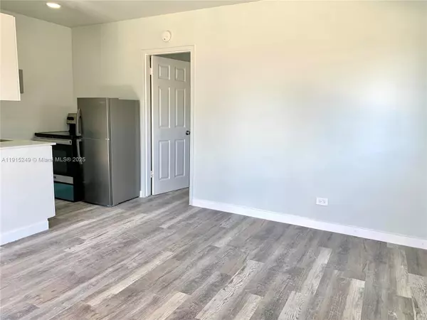 Fort Lauderdale, FL 33311,2901 NW 18th St #20