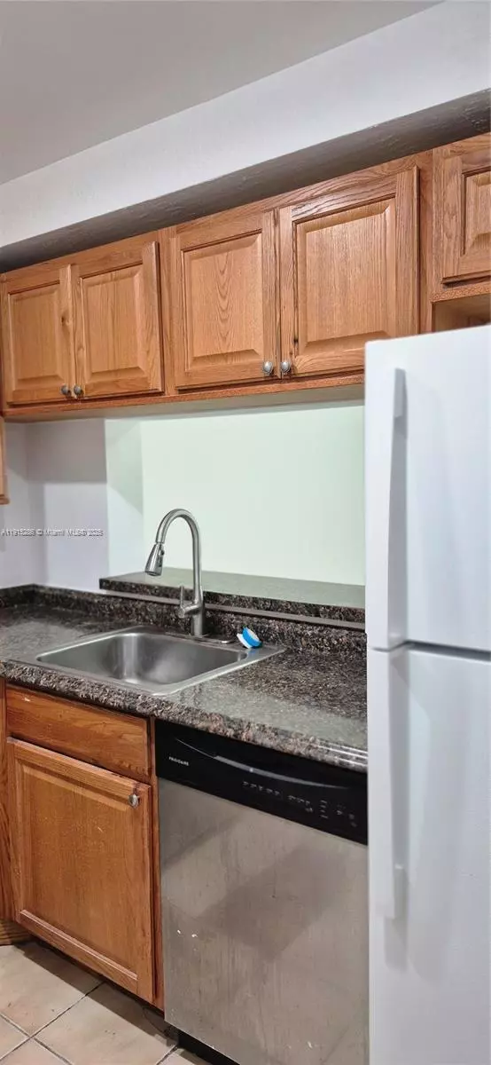 Miami, FL 33175,11780 SW 18th St #314-2