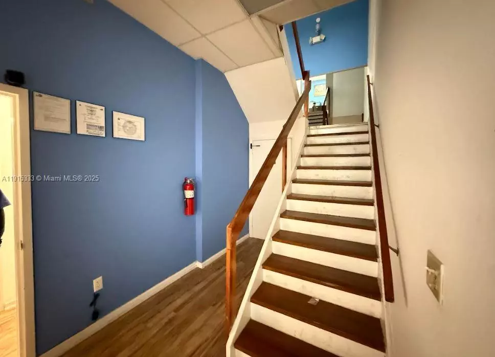 Doral, FL 33122,8000 NW 31st St #19