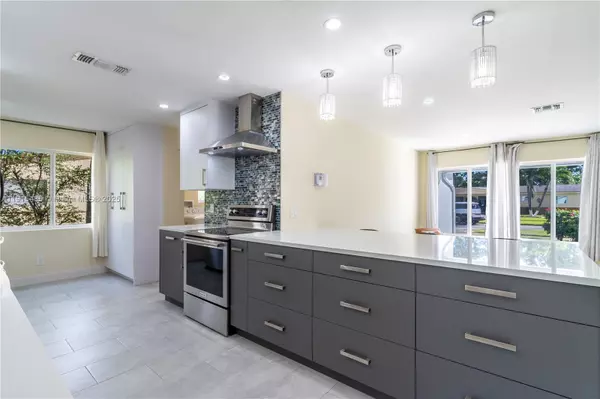 Lauderhill, FL 33313,2631 NW 47th Ave