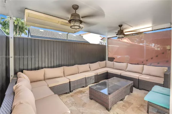 Miami, FL 33174,10365 SW 9th Ter #3-9B