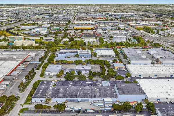 Miami, FL 33122,3353 NW 74th Ave