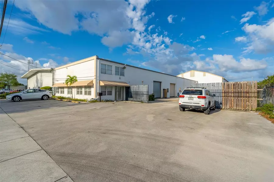 1226 NW 23rd Ave, Fort Lauderdale, FL 33311