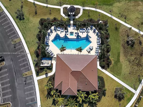 Miami, FL 33190,10132 SW 228th terrace