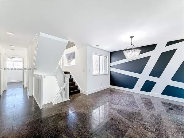 Aventura, FL 33180,Address not disclosed