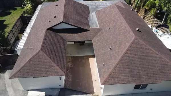 Hialeah, FL 33015,19754 NW 61st Ave #.