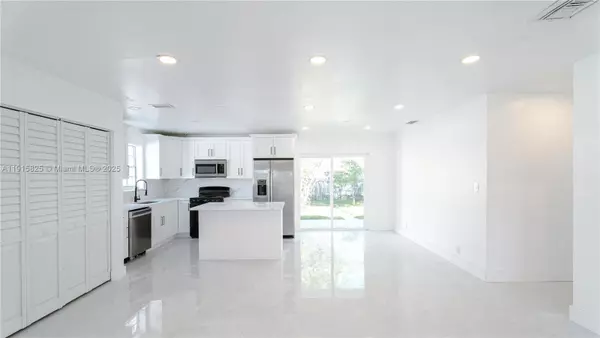 Deerfield Beach, FL 33441,1360 SW 6th Ter