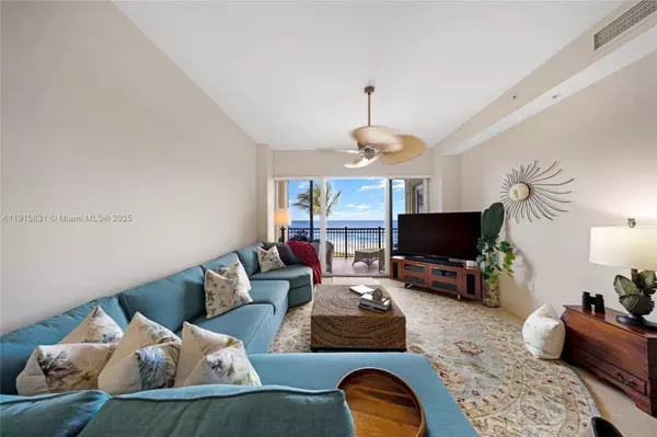 Lauderdale By The Sea, FL 33308,4444 El Mar Dr #3302