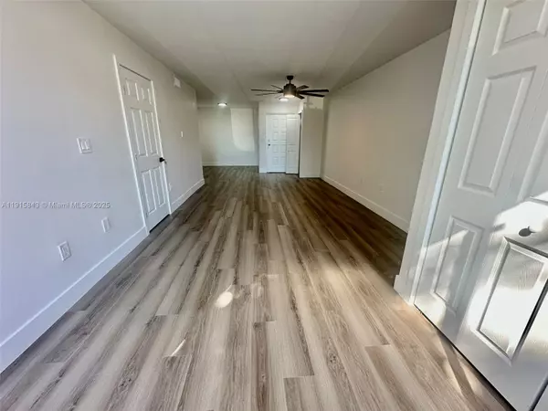 Oakland Park, FL 33309,2890 N Oakland Forest Dr #103