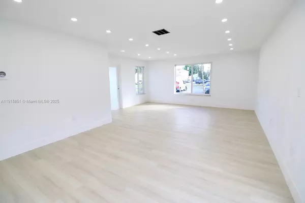 Cutler Bay, FL 33190,9775 SW 221st St