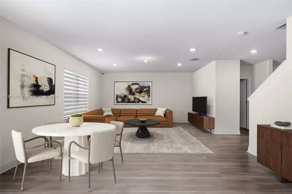 Lauderdale Lakes, FL 33311,3142 Poinciana St