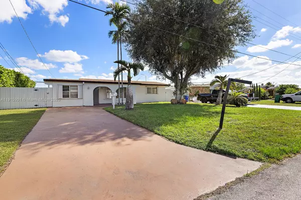 Miramar, FL 33023,2601 Acapulco Dr