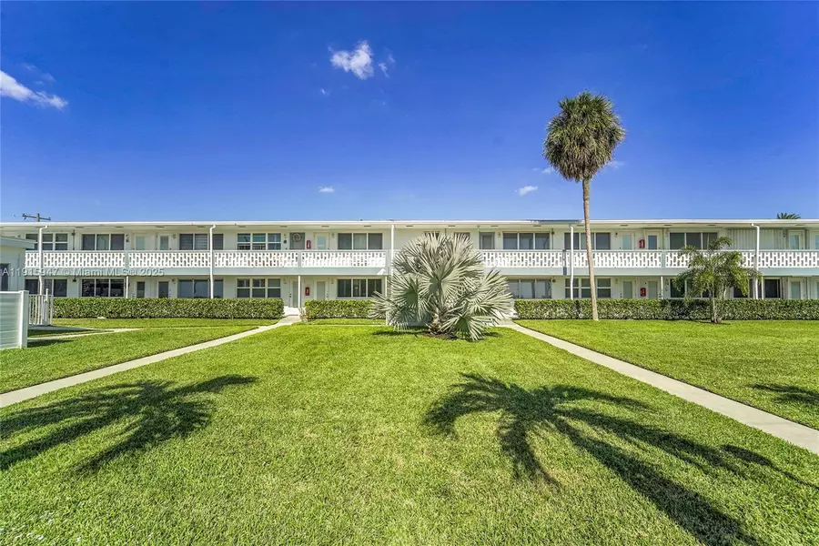 851 Atlantic Shores Blvd #121, Hallandale Beach, FL 33009