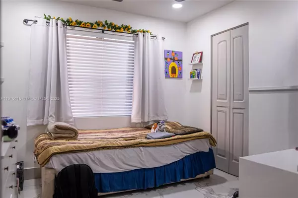 Hialeah, FL 33015,6294 NW 170th Ter