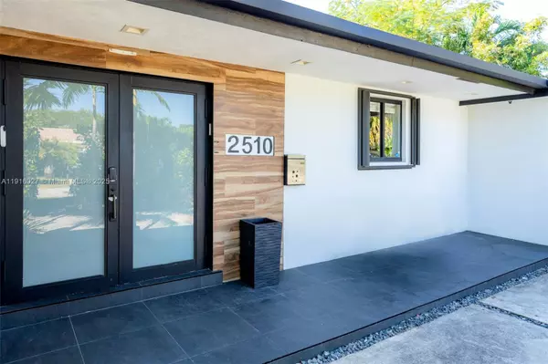 Miami, FL 33180,2510 NE 207th Ter