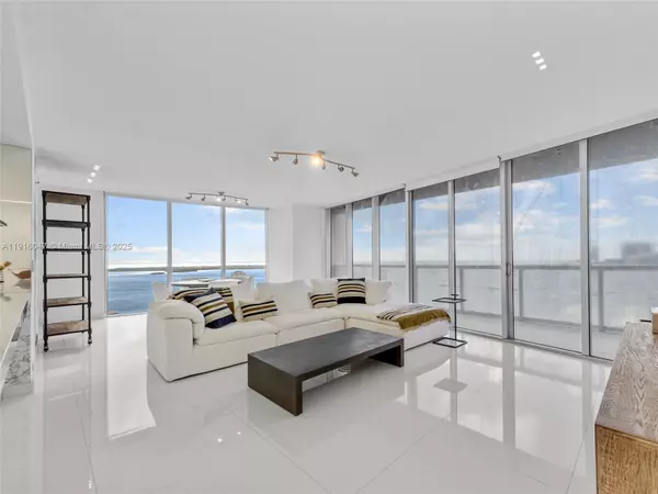 Miami, FL 33131,495 Brickell Ave #3801