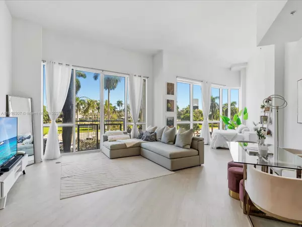 253 NE 2nd St #229, Miami, FL 33132