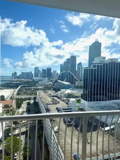 Miami, FL 33132,1750 N Bayshore Dr #2308