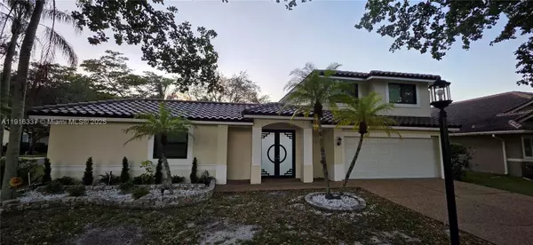 5010 Perignon Way, Coral Springs, FL 33067