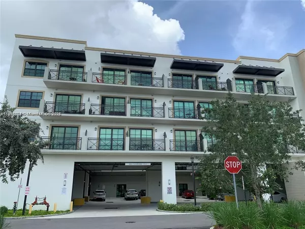 Davie, FL 33314,4100 SW 64th Ave #308