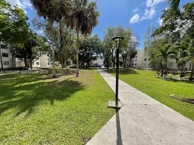 Miami, FL 33193,8004 SW 149th Ave #C412