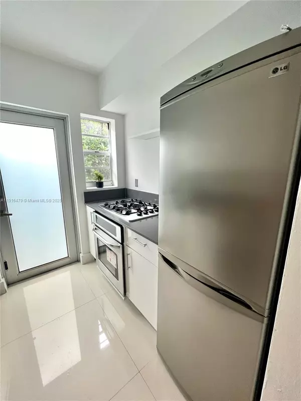 Miami Beach, FL 33139,1604 Drexel Ave #103