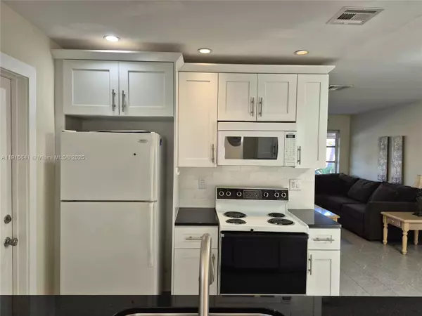 Tamarac, FL 33319,4204 NW 47th Ct