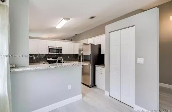 Pembroke Pines, FL 33029,20421 SW 1st Street