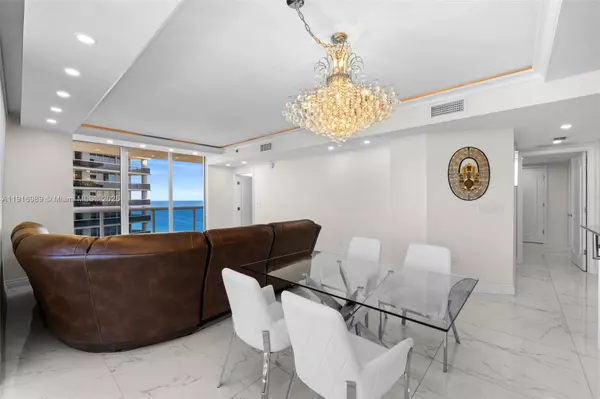 Hallandale Beach, FL 33009,1830 S Ocean Dr #3708