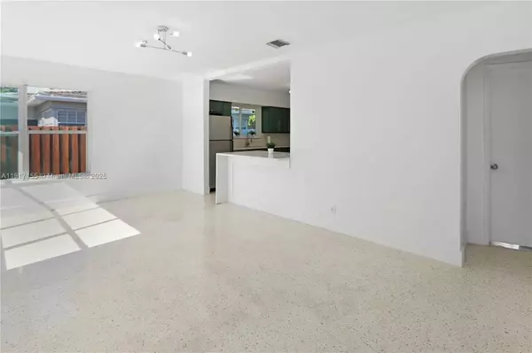 Dania Beach, FL 33004,39 SE 13th Ter