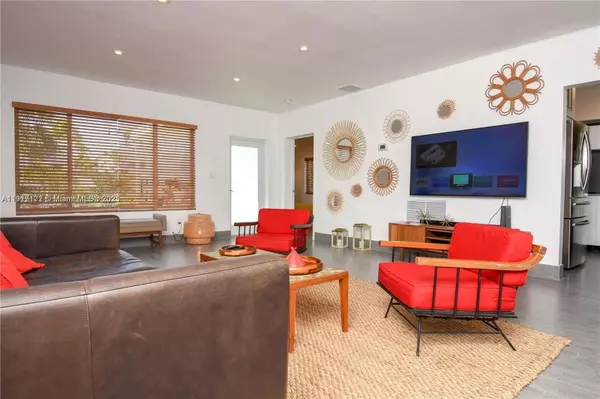 Miami Beach, FL 33141,641 86th St #N/A