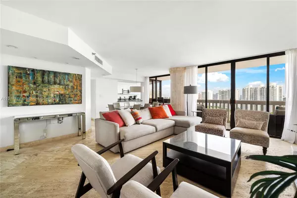 Aventura, FL 33160,1000 W Island Blvd #2407