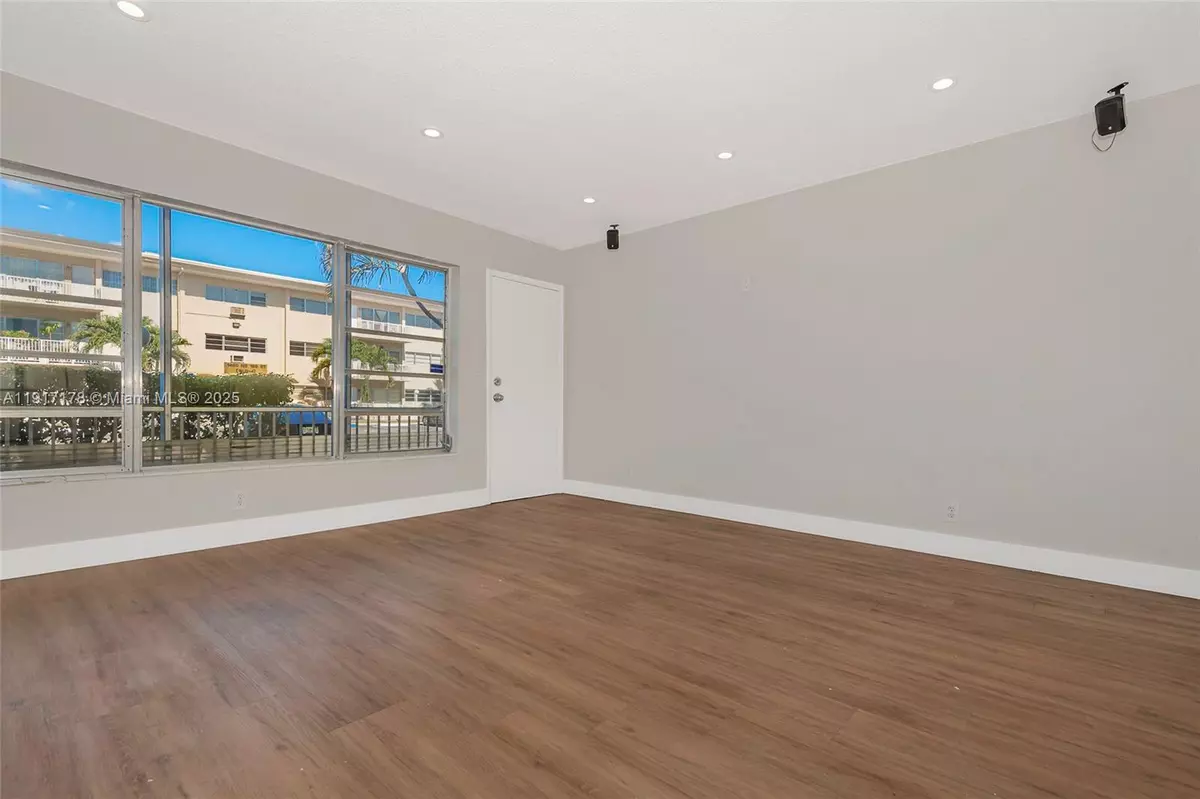 Miami, FL 33162,16800 NE 15th Ave #115