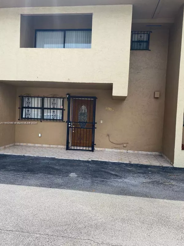 5306 W 26th Ave #102, Hialeah, FL 33016