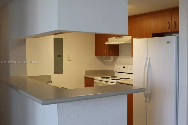 Miami, FL 33136,816 NW 11th St #1004