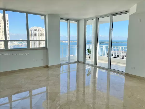 801 Brickell Key Blvd #3211, Miami, FL 33131