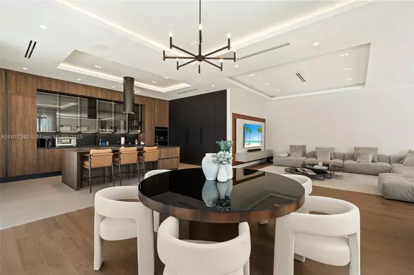 Hollywood, FL 33019,900 Washington St