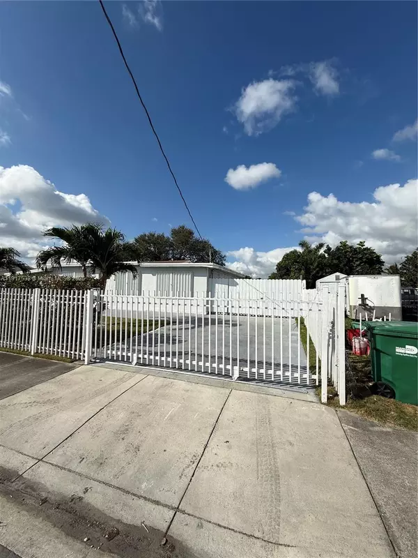 Miami, FL 33170,22020 SW 114th Ave