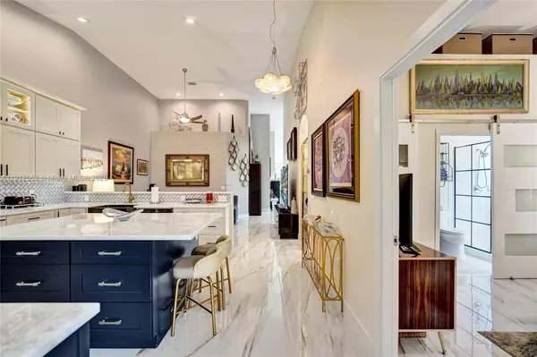 Pompano Beach, FL 33069,648 W Palm Aire Dr