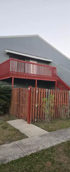 Boynton Beach, FL 33435