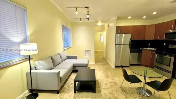 Fort Lauderdale, FL 33308,1856 NE 46th St #F8