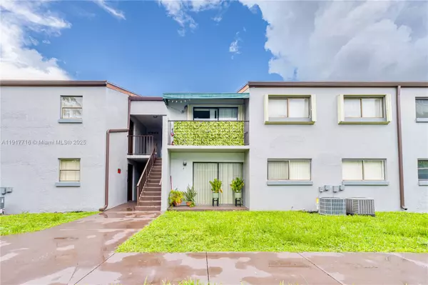 7419 SW 152nd Ave #8-207, Miami, FL 33193