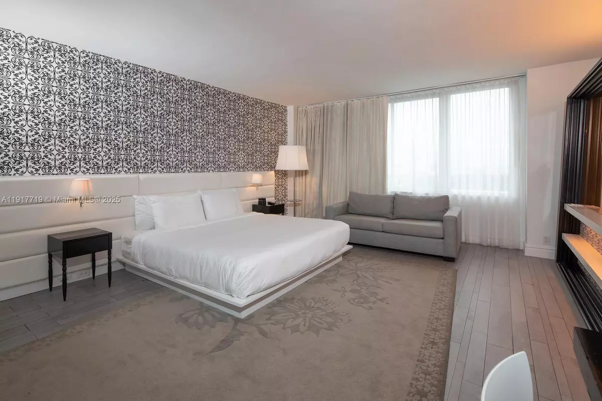 Miami Beach, FL 33139,1100 West Ave #1515