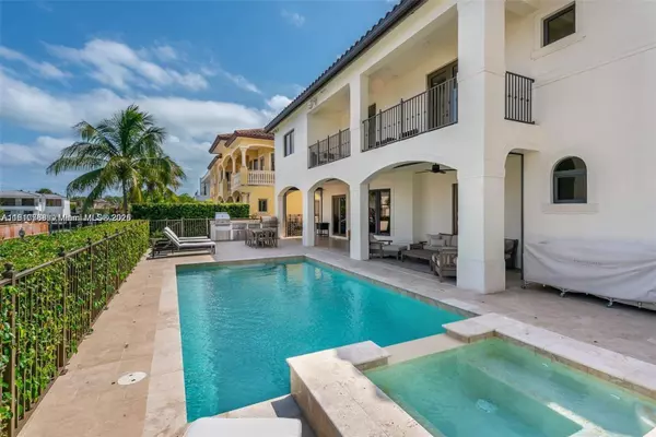 North Miami Beach, FL 33160,16433 NE 31st Ave