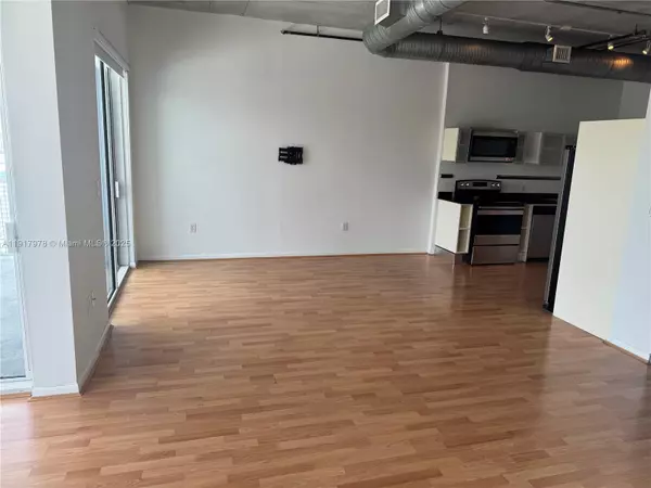 Miami, FL 33130,10 SW South River Dr #712