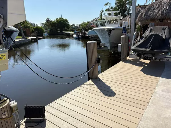 Dania Beach, FL 33004,963 Nautilus Isle