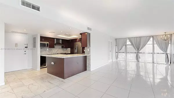 Hallandale Beach, FL 33009,1000 Parkview Dr #431